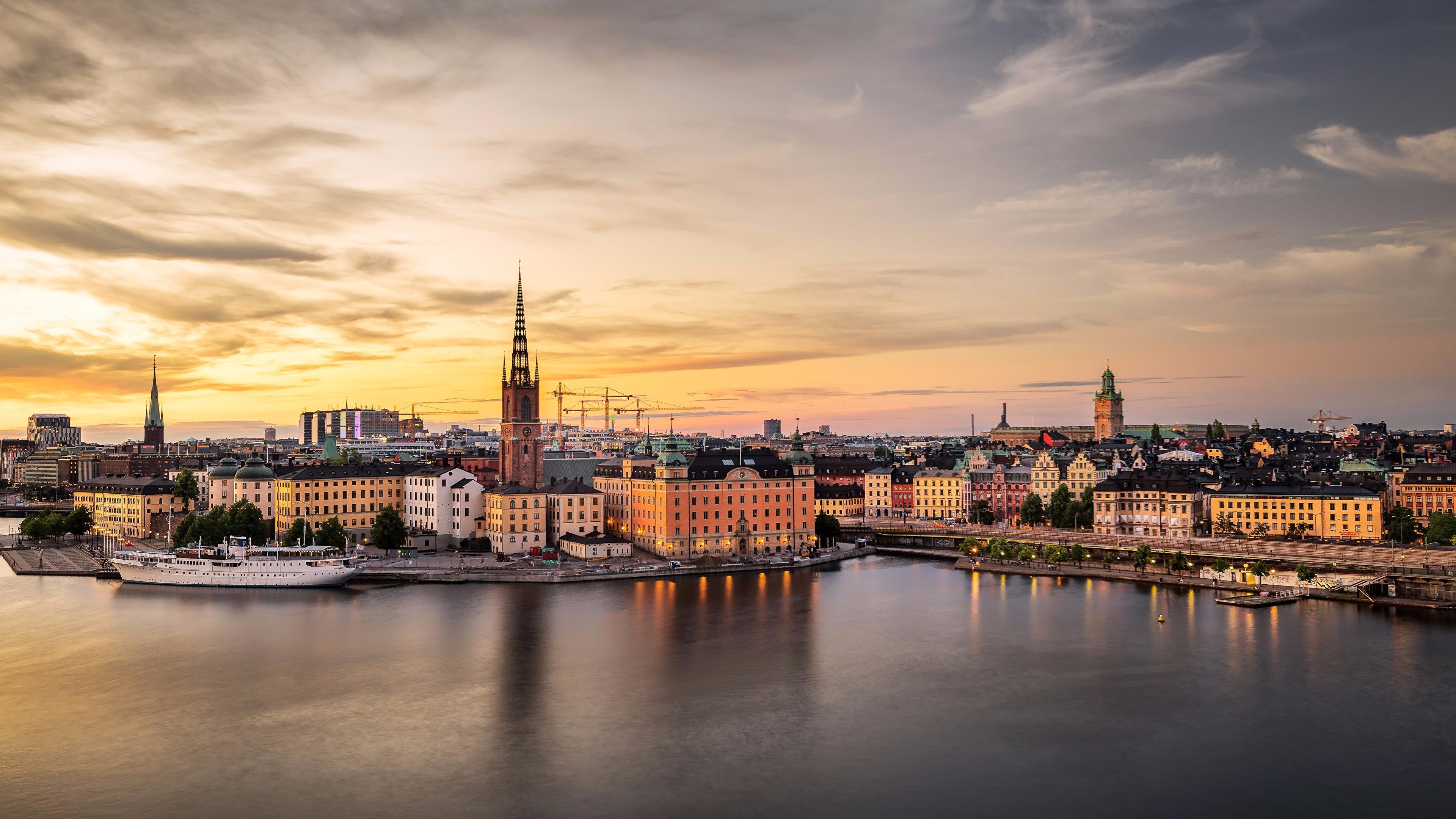 Stockholm, the Venice of the North. Source: WallpaperAccess